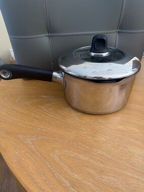 Revere 2qt SM D06 Stock Pot Saucepan With Vented Lid Non Stick